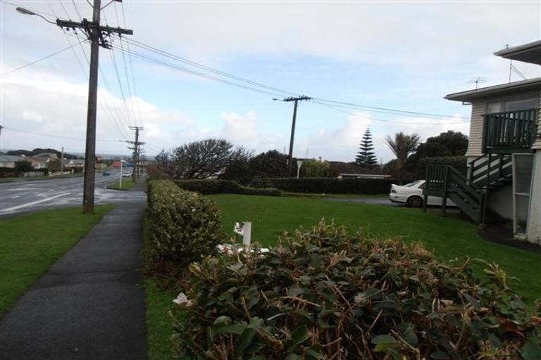 Photo of property in 171 Ngamotu Road, Spotswood, New Plymouth, 4310