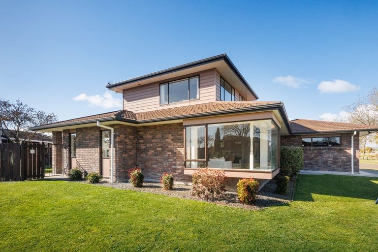 Photo of property in 44 Chippendale Crescent, Highbury, Palmerston North, 4412