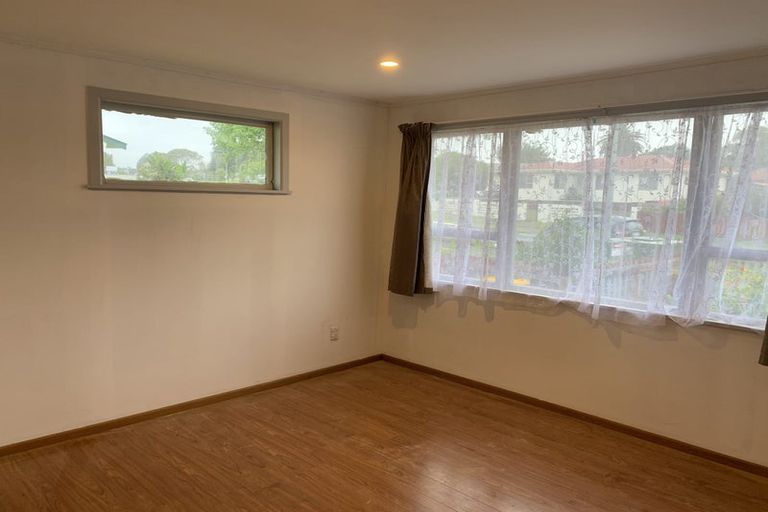 Photo of property in 22 Orly Avenue, Mangere, Auckland, 2022