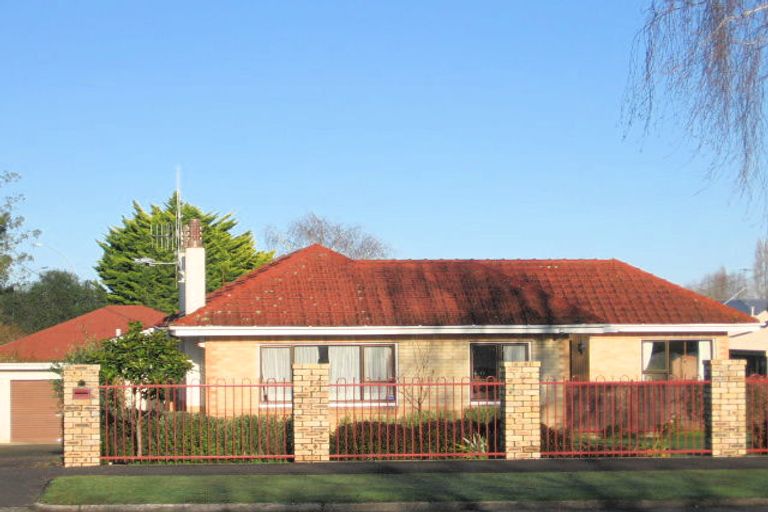 Photo of property in 11 Grey Street, Hamilton East, Hamilton, 3216