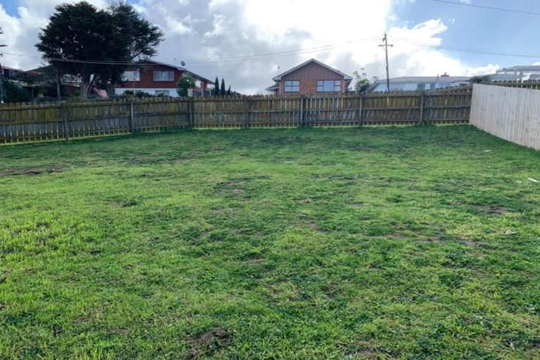 Photo of property in 2 Richard Road, Mangere, Auckland, 2022