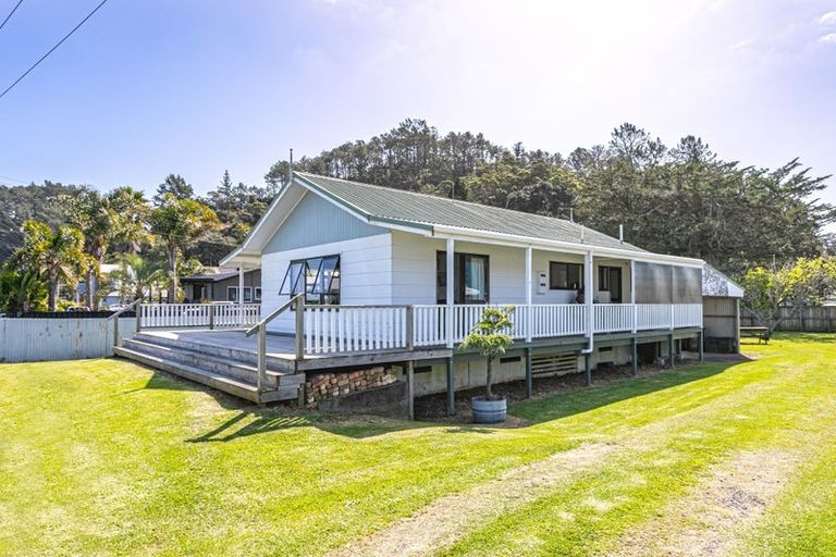 Photo of property in 348 Wharf Road, Coromandel, 3506