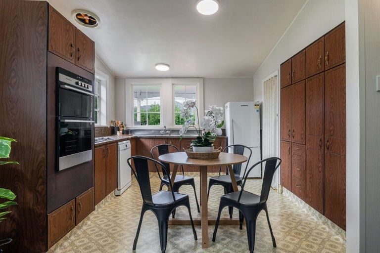 Photo of property in 350 College Street, West End, Palmerston North, 4410