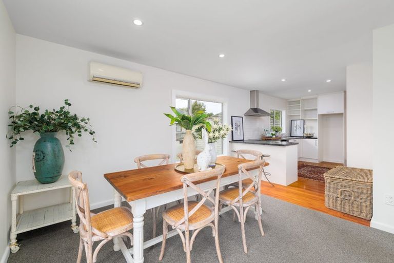 Photo of property in 51 Greendale Avenue, Avonhead, Christchurch, 8042