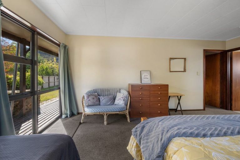 Photo of property in 5 Newcastle Street, Clyde, 9330