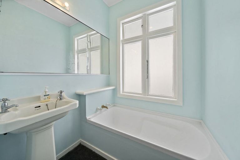 Photo of property in 43 Rakau Road, Hataitai, Wellington, 6021