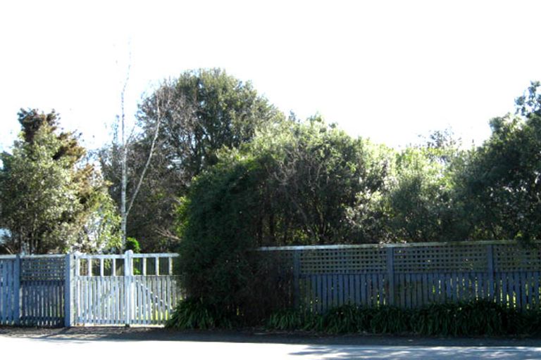 Photo of property in 6 Main Street, Greytown, 5712