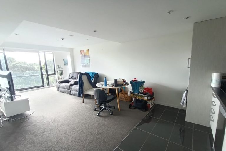 Photo of property in Nouvo Apartments, 4c/21 Rugby Street, Mount Cook, Wellington, 6021