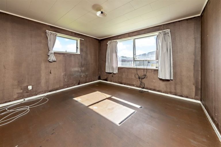 Photo of property in 87 Friedlanders Road, Manurewa, Auckland, 2102