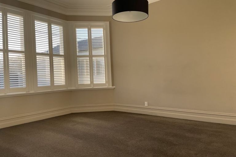 Photo of property in 84 Tomahawk Road, Andersons Bay, Dunedin, 9013