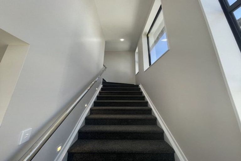 Photo of property in 105 Great South Road, Manurewa, Auckland, 2102