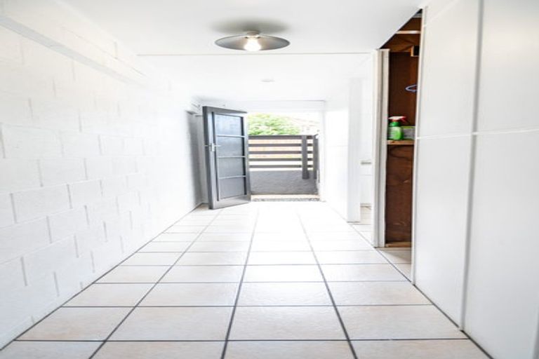 Photo of property in 6 Bernard Street, Chedworth, Hamilton, 3210