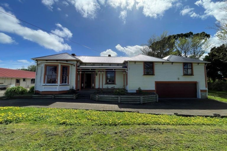 Photo of property in 51 Avenue Road, Foxton, 4814