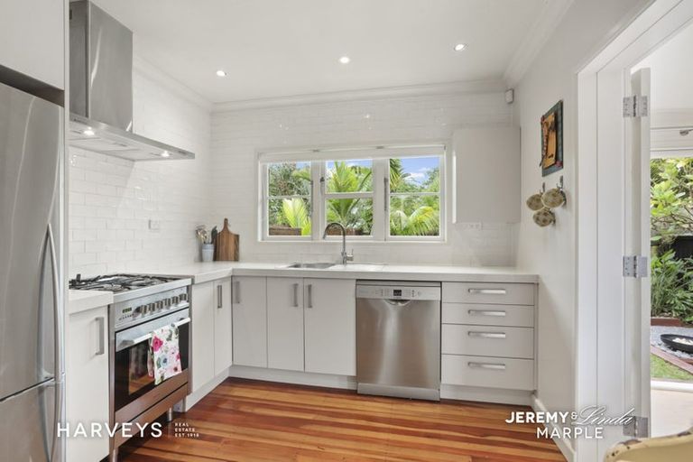 Photo of property in 19a/1 Woodvale Road, Glen Eden, Auckland, 0602