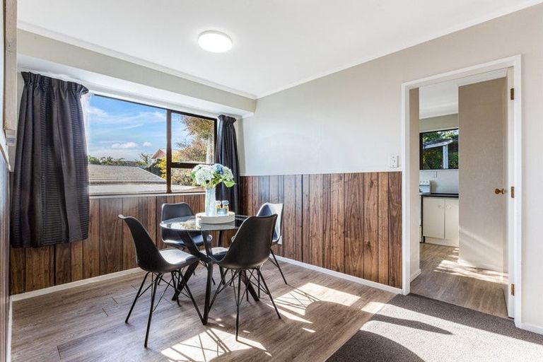 Photo of property in 11 Cleat Street, Whitby, Porirua, 5024