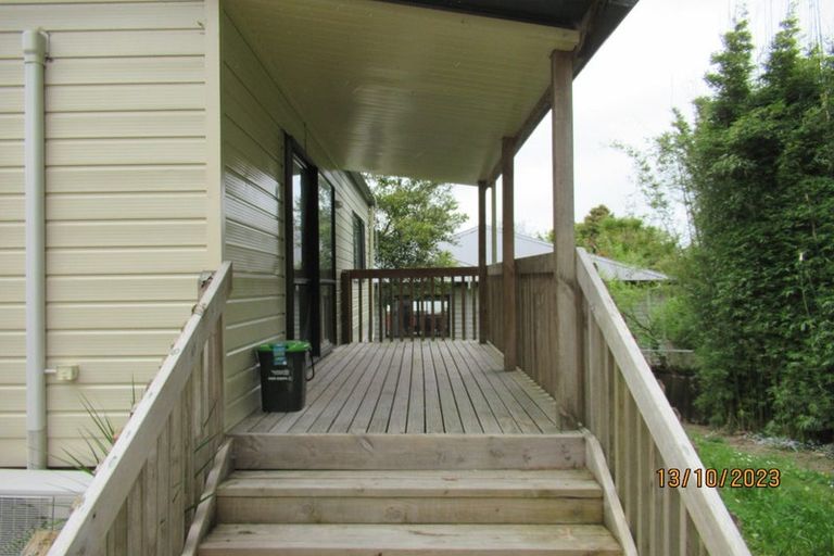 Photo of property in 15a Kellett Road, Ranui, Auckland, 0612
