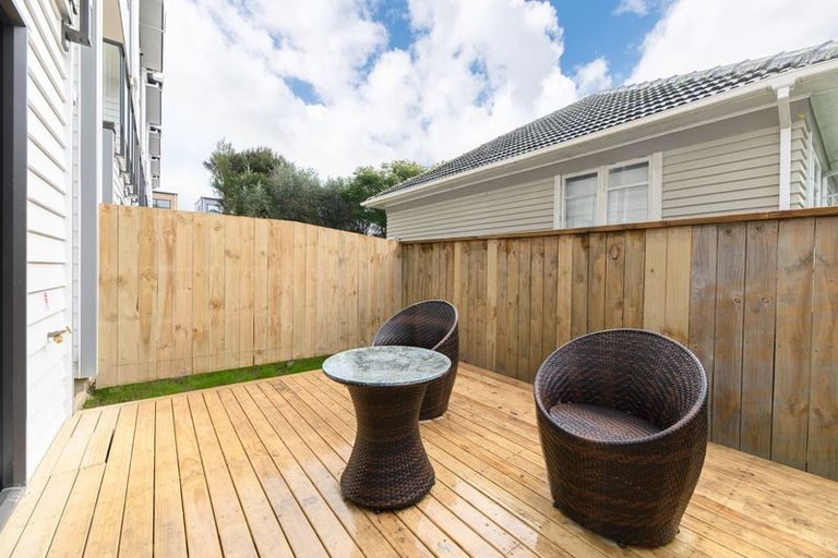 Photo of property in 3/7 Ranui Station Road, Ranui, Auckland, 0612
