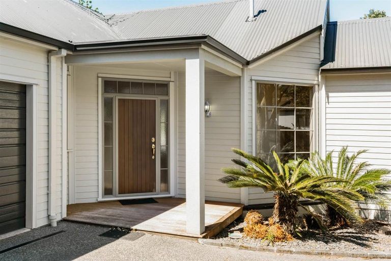 Photo of property in 111 Kaitemako Road, Welcome Bay, Tauranga, 3112