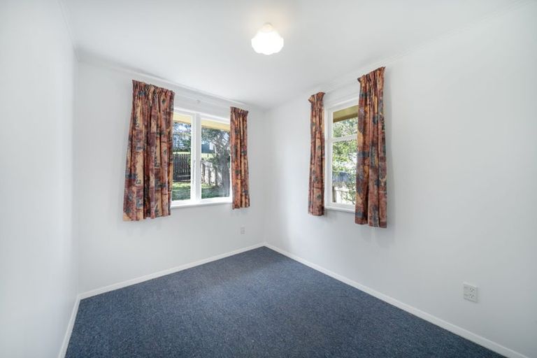 Photo of property in 11 Kivell Street, Ranui, Porirua, 5024