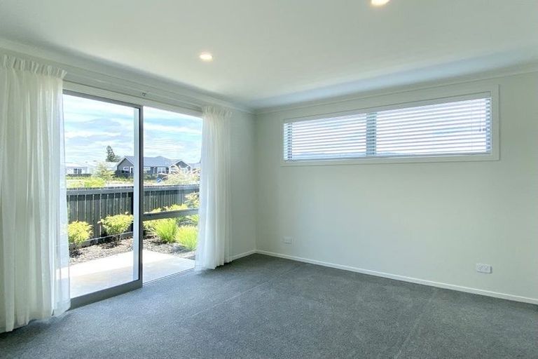 Photo of property in 12 Marata Lane, Te Puke, 3119