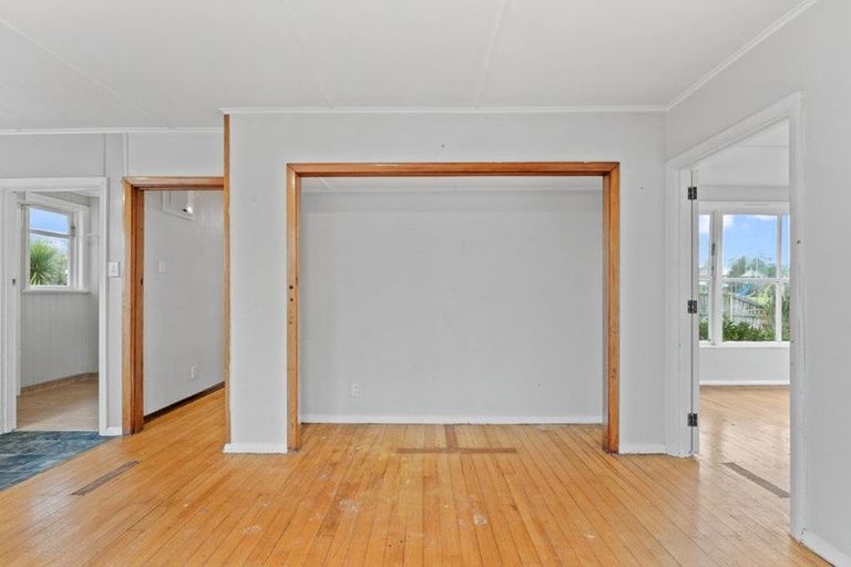 Photo of property in 30 Paddington Street, Northcote, Christchurch, 8052