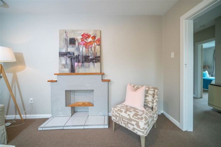 Photo of property in 2/27 Devonport Lane, St Albans, Christchurch, 8014