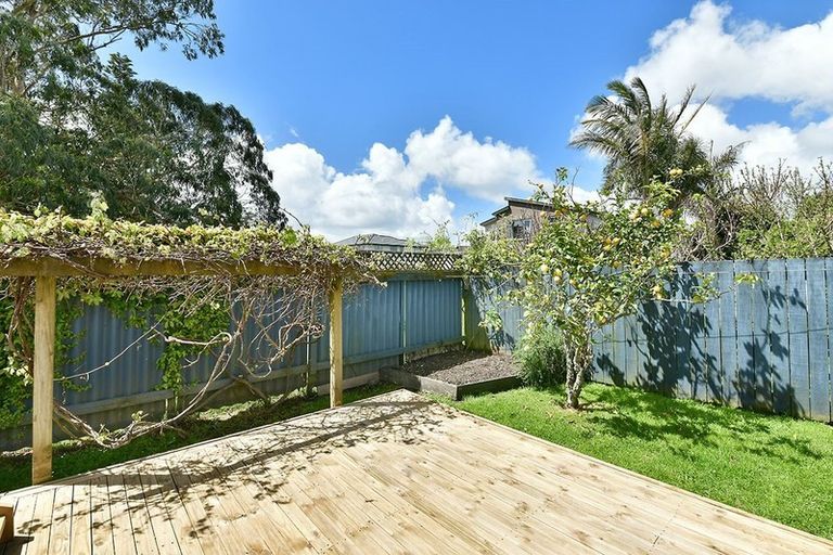 Photo of property in 55a Hatton Road, Orewa, 0931