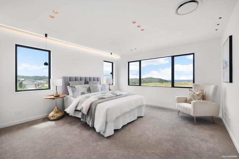 Photo of property in 57 Matangi View Drive, Orewa, 0931