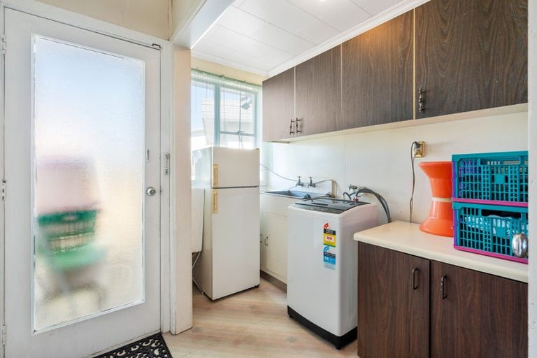 Photo of property in 97 Easther Crescent, Kew, Dunedin, 9012