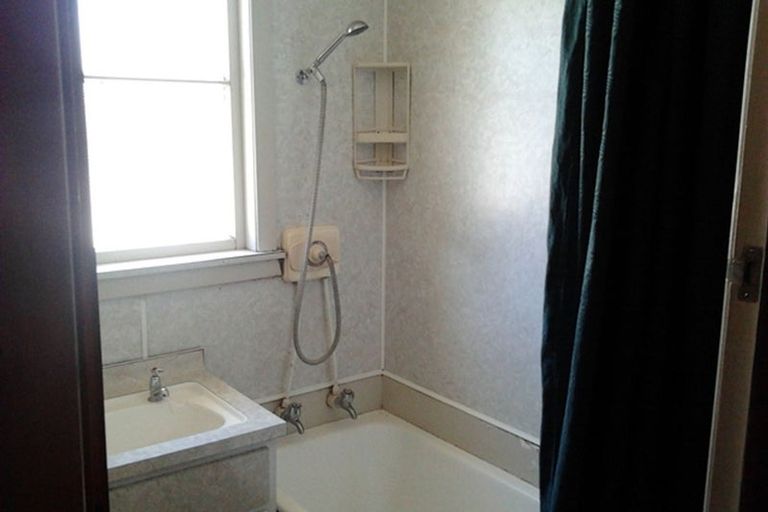 Photo of property in 15 Lancaster Street, Highbury, Palmerston North, 4412