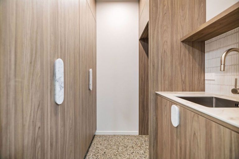 Photo of property in 10 Soudley Court, Jacks Point, Queenstown, 9371