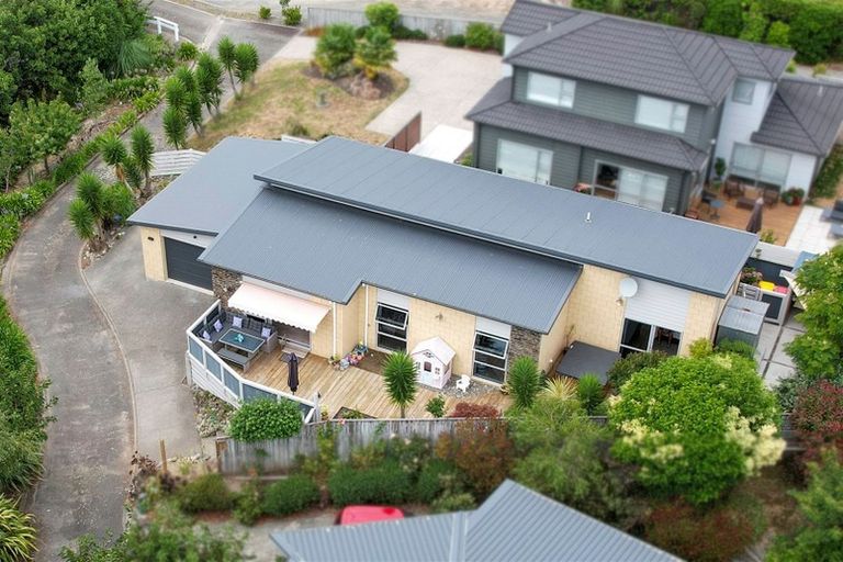 Photo of property in 208 Mazengarb Road, Paraparaumu, 5032