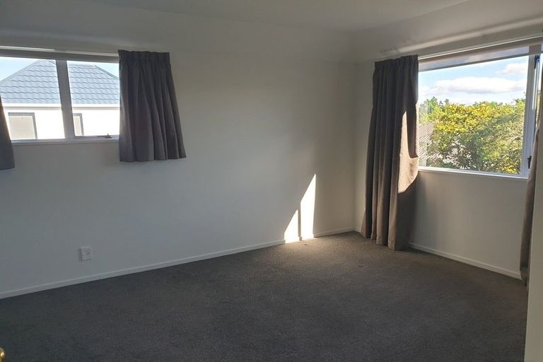 Photo of property in 1/8 Wardour Mews, Avonhead, Christchurch, 8042
