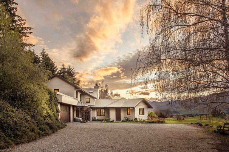 Photo of property in 515 Mount Barker Road, Wanaka, 9382