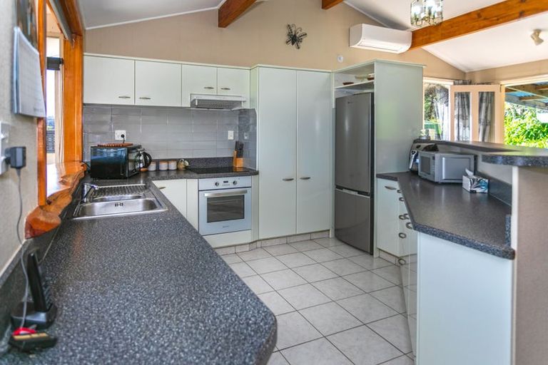 Photo of property in 45 James Street, Coromandel, 3506