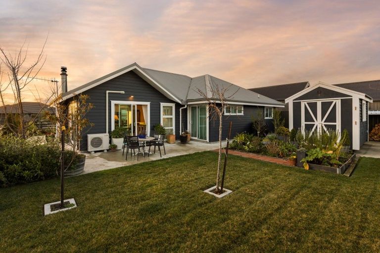 Photo of property in 5 Grooby Place, Havelock North, 4130