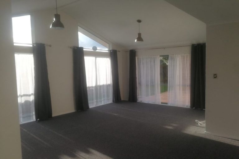 Photo of property in 30 Farmdale Court, Flat Bush, Auckland, 2019