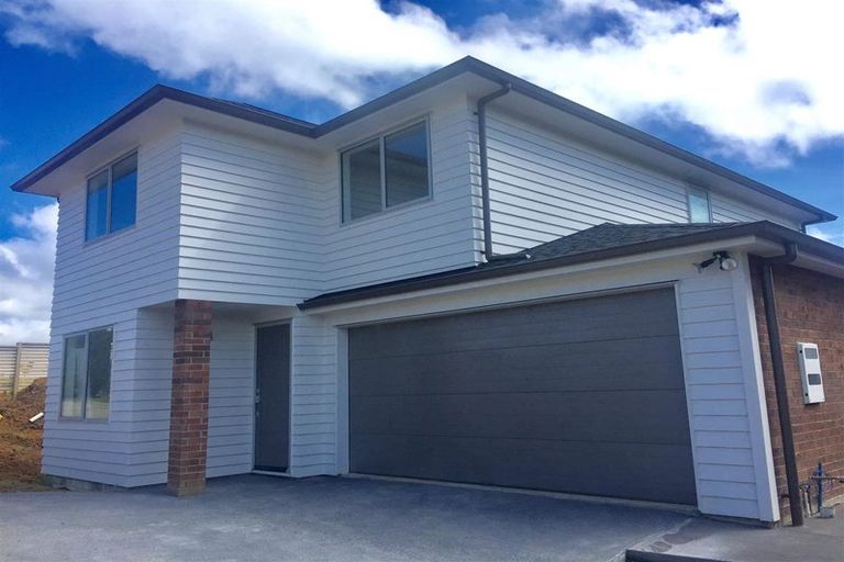 Photo of property in 77 Beatty Road, Pukekohe, 2120