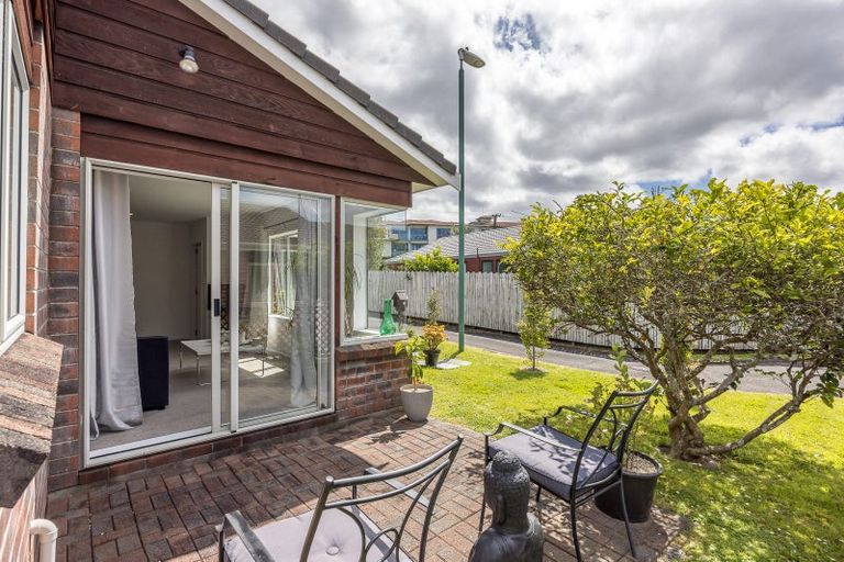 Photo of property in 59 The Grove, Red Beach, 0932