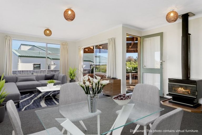 Photo of property in 6 Birch Street, Hilltop, Taupo, 3330