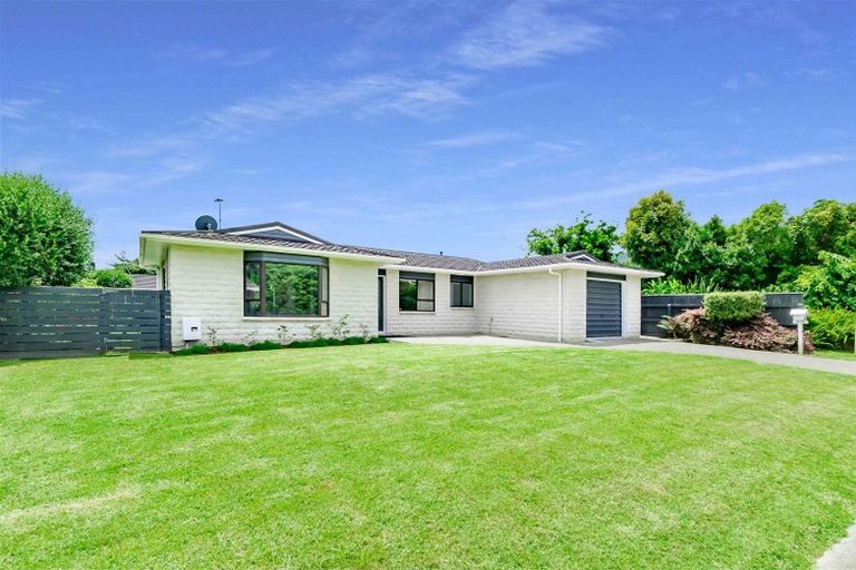 Photo of property in 35 Ngaio Road, Waikanae, 5036