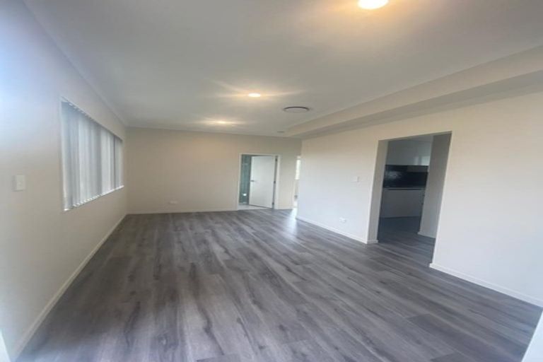 Photo of property in 35 Lisnoble Road, Flat Bush, Auckland, 2019