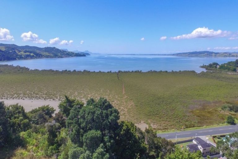 Photo of property in 9 Whangarei Heads Road, Onerahi, 0110