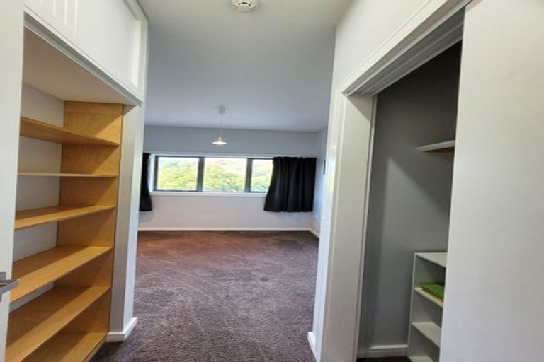 Photo of property in 47 Seymour Grove, Kingsley Heights, Upper Hutt, 5018