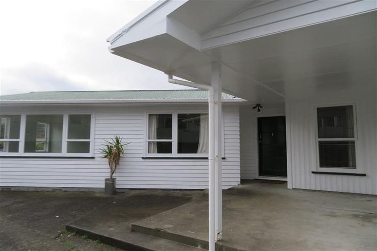 Photo of property in 8 Kaponga Street, Wainuiomata, Lower Hutt, 5014