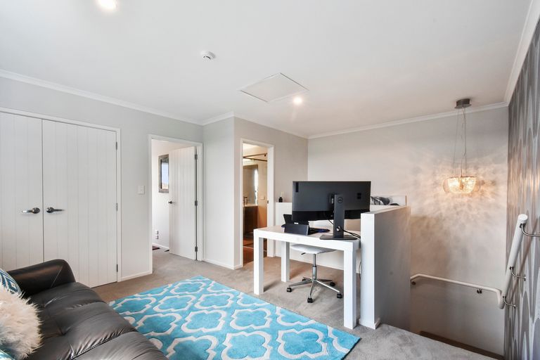 Photo of property in 3 Acqua Place, Karaka, Papakura, 2113