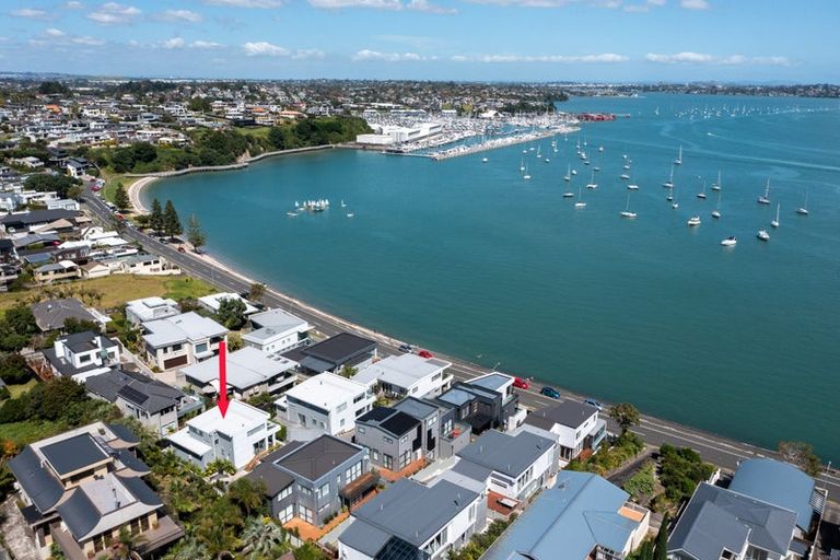 Photo of property in 67c The Parade, Bucklands Beach, Auckland, 2012