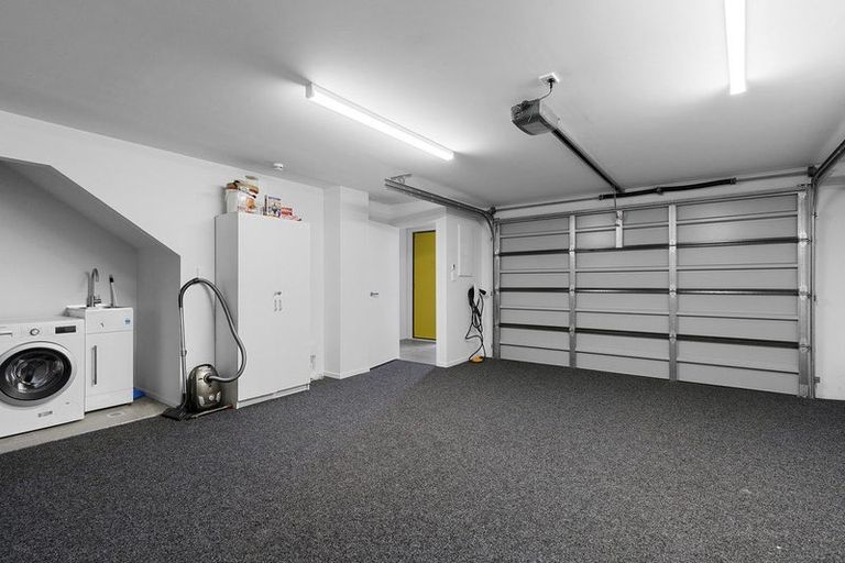 Photo of property in 17 Holystone Road, Whitby, Porirua, 5024