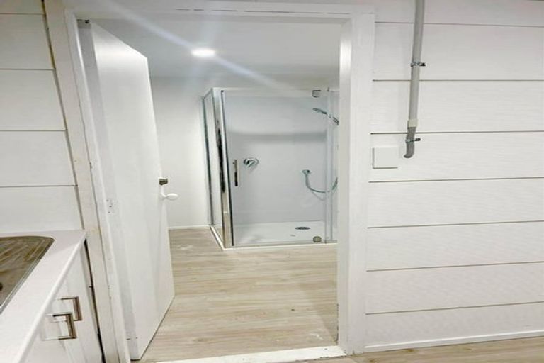 Photo of property in 1/11 Kia Ora Road, Beach Haven, Auckland, 0626