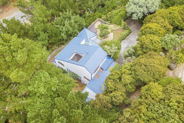 Photo of property in 17 Postgate Drive, Whitby, Porirua, 5024